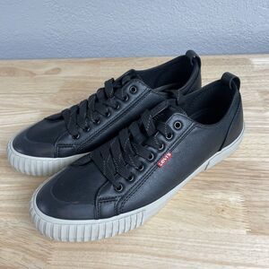 NEW Levi's Men  Anikin Faux Leather Sneakers Size 9 LowTop Black Lace Up Shoes